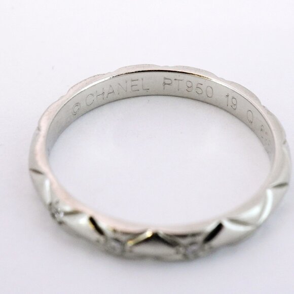 CHANEL Authentic Silver Diamond Ring #48